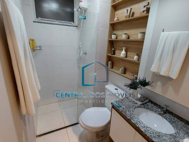 #5 - Apartamento para Venda em São Gonçalo - RJ